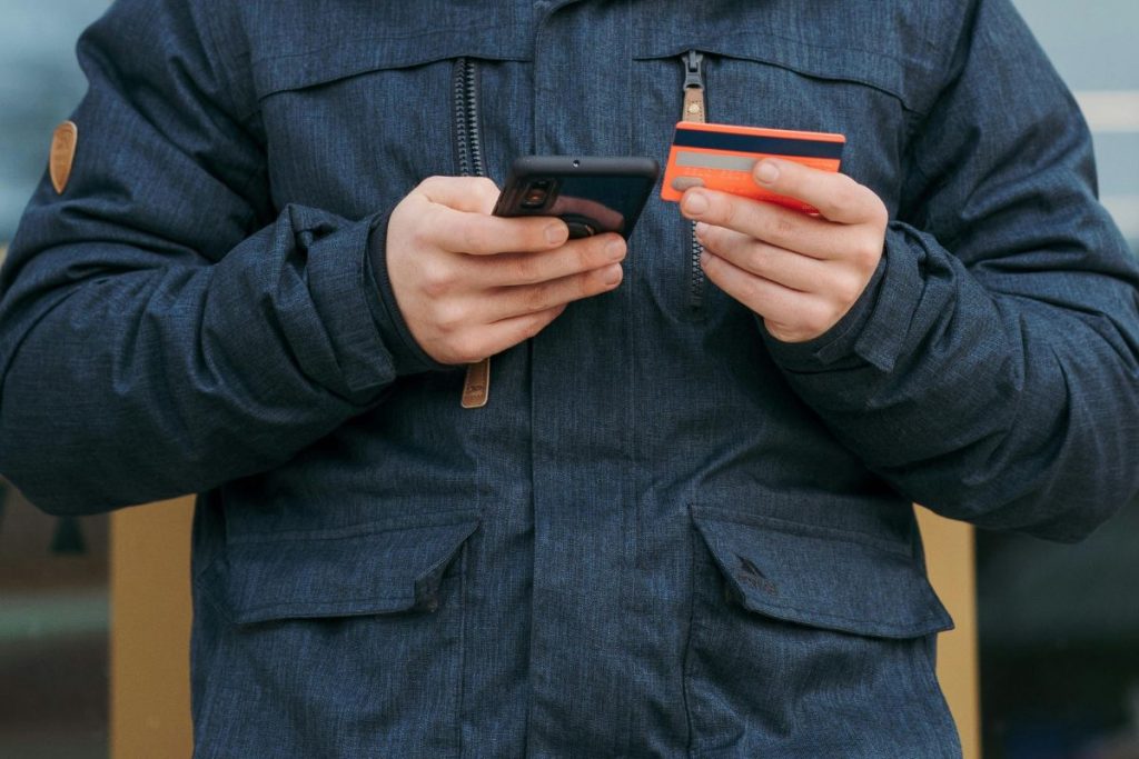 Nubank enfrenta instabilidade? Clientes reportam dificuldades hoje, sexta-feira (21)