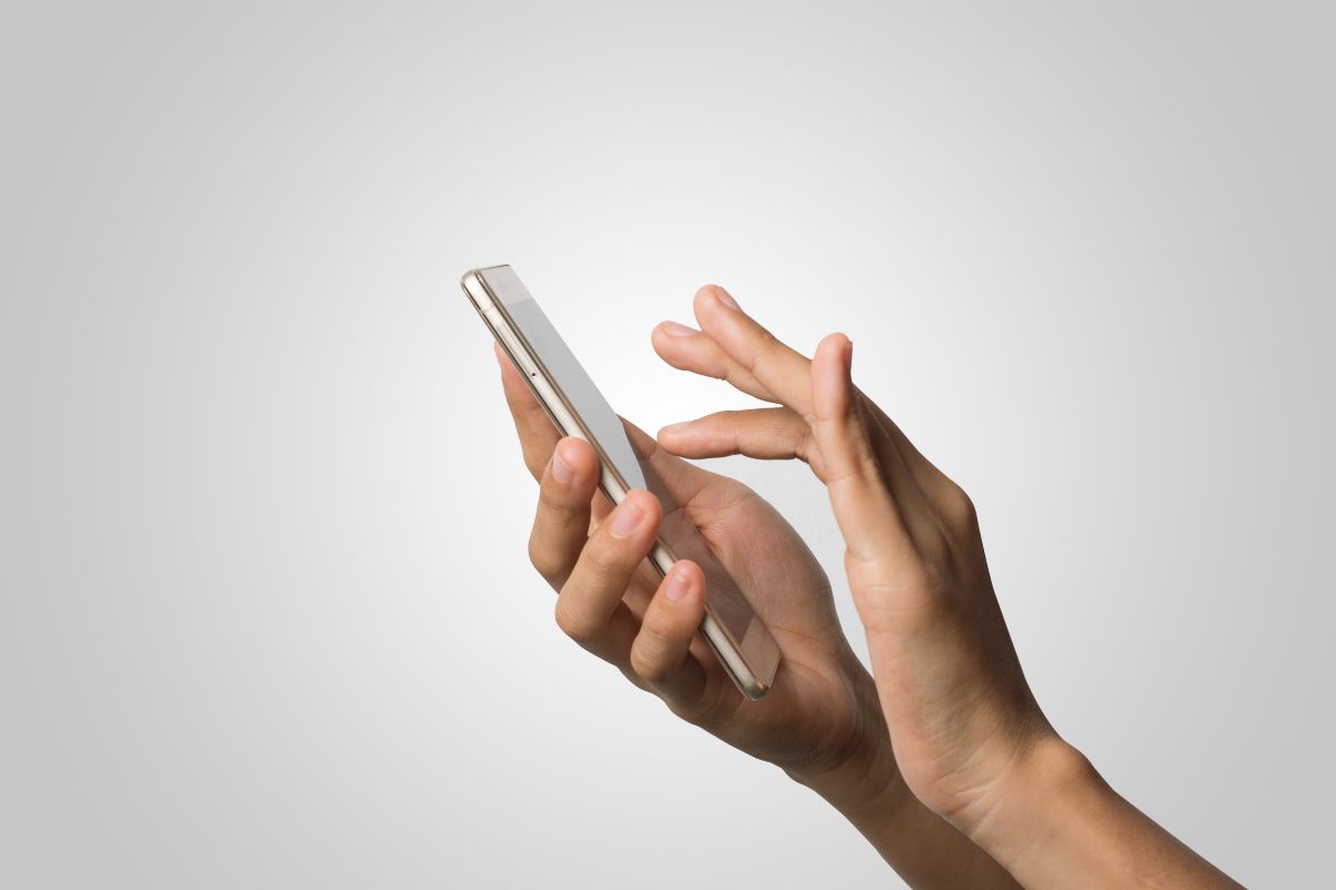 Jogo do Tigrinho: Brasileiros são colocados em grupos de apostas no Whatsapp