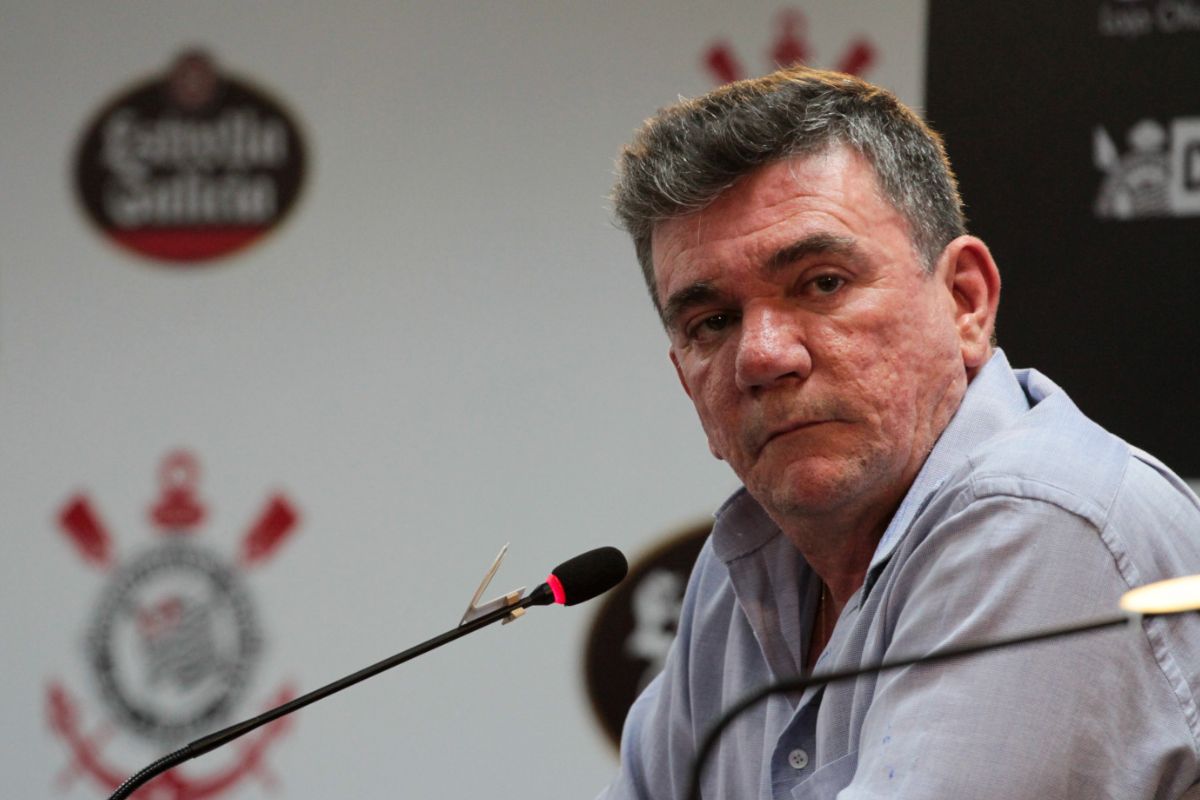 Andrés Sanchez reconhece que merecia sofrer impeachment no Corinthians
