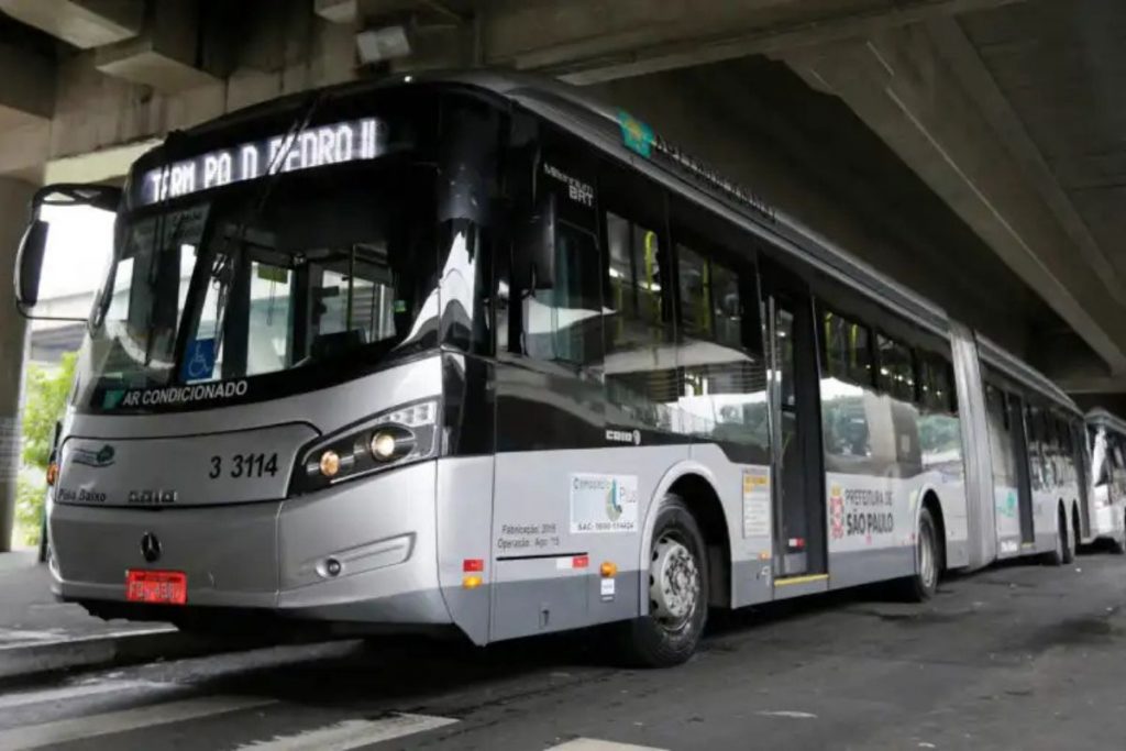 Tarifa de ônibus de São Paulo deve subir após quatro anos estável