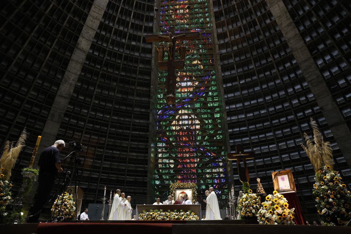 Brasil envia representantes ao Conclave que decidirá o próximo Papa