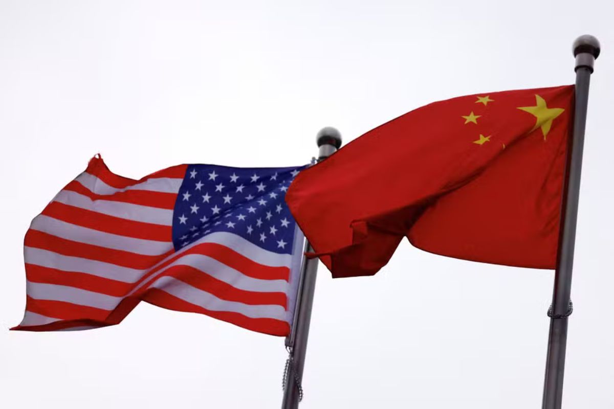 Com guerra tarifária em alta, Brasil se beneficia com recorde de negócios com China e EUA
