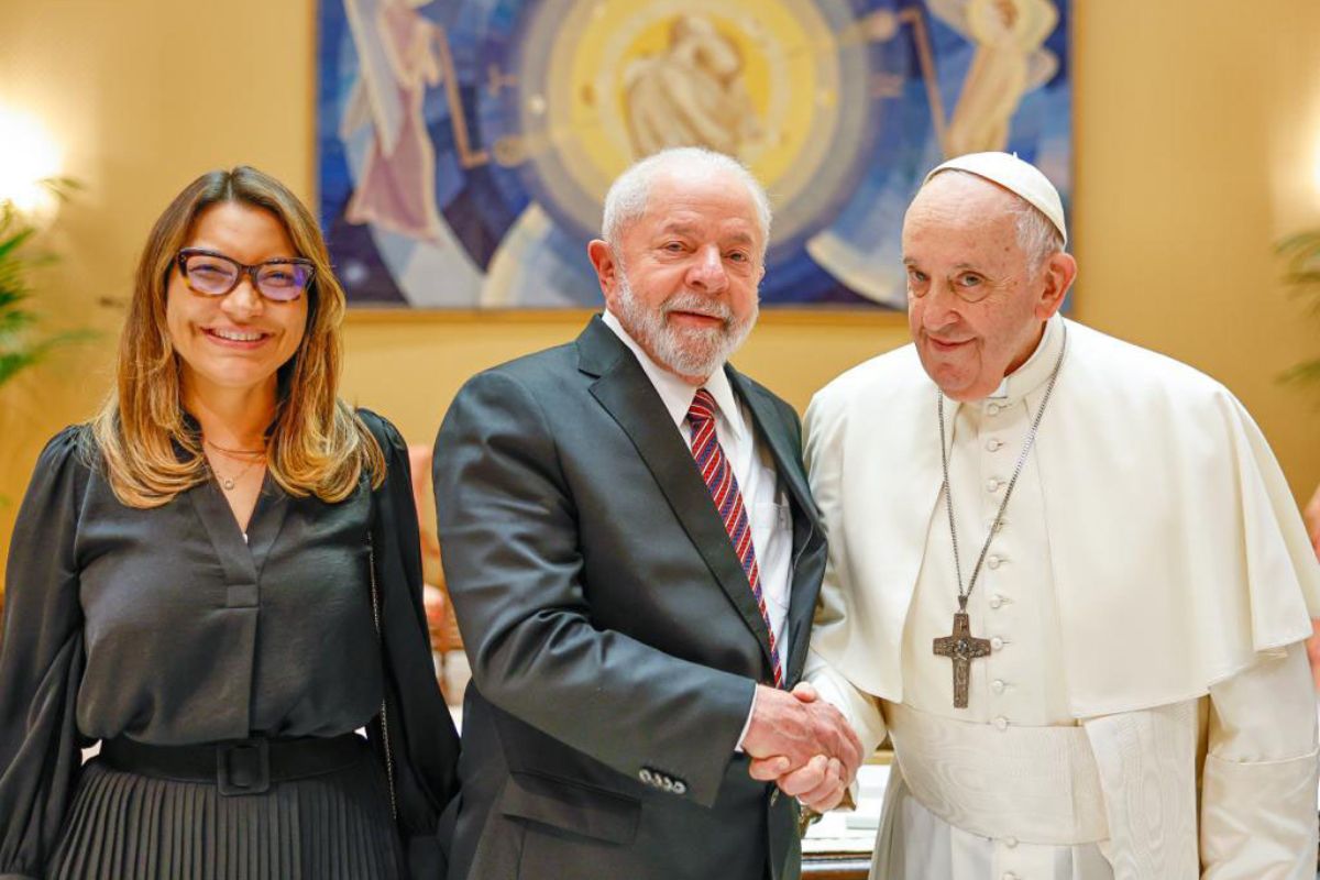Funeral do Papa Francisco contará com presença de Lula e Janja
