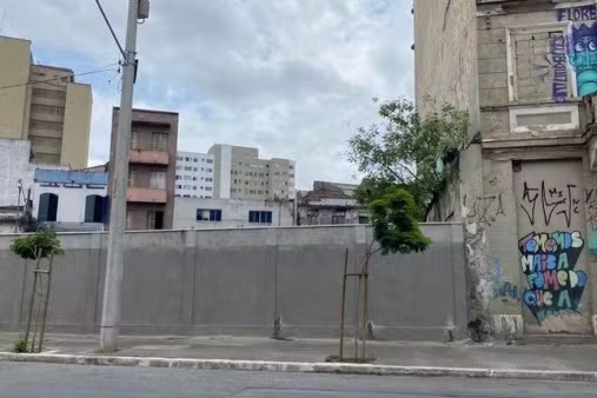 Pedido do PSOL para derrubar muro na Cracolândia não avança no Supremo