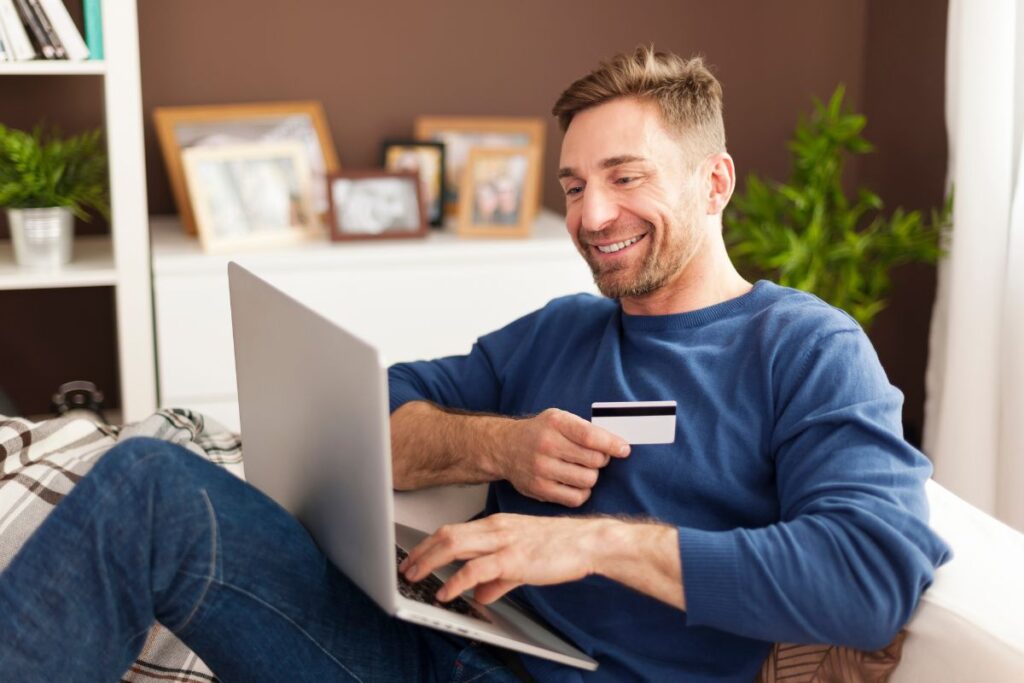 Na avaliação do deputado, retomar a isenção “estimula o acesso à tecnologia e à cultura internacional, sem sobrecarregar os cofres públicos, pois essas remessas representam fração ínfima do mercado total”. A proposta será analisada, em caráter conclusivo, pelas comissões de Desenvolvimento Econômico, Finanças e Tributação, Constituição e Justiça e de Cidadania. Para entrar em vigor, o texto ainda precisa ser aprovado pela Câmara e pelo Senado